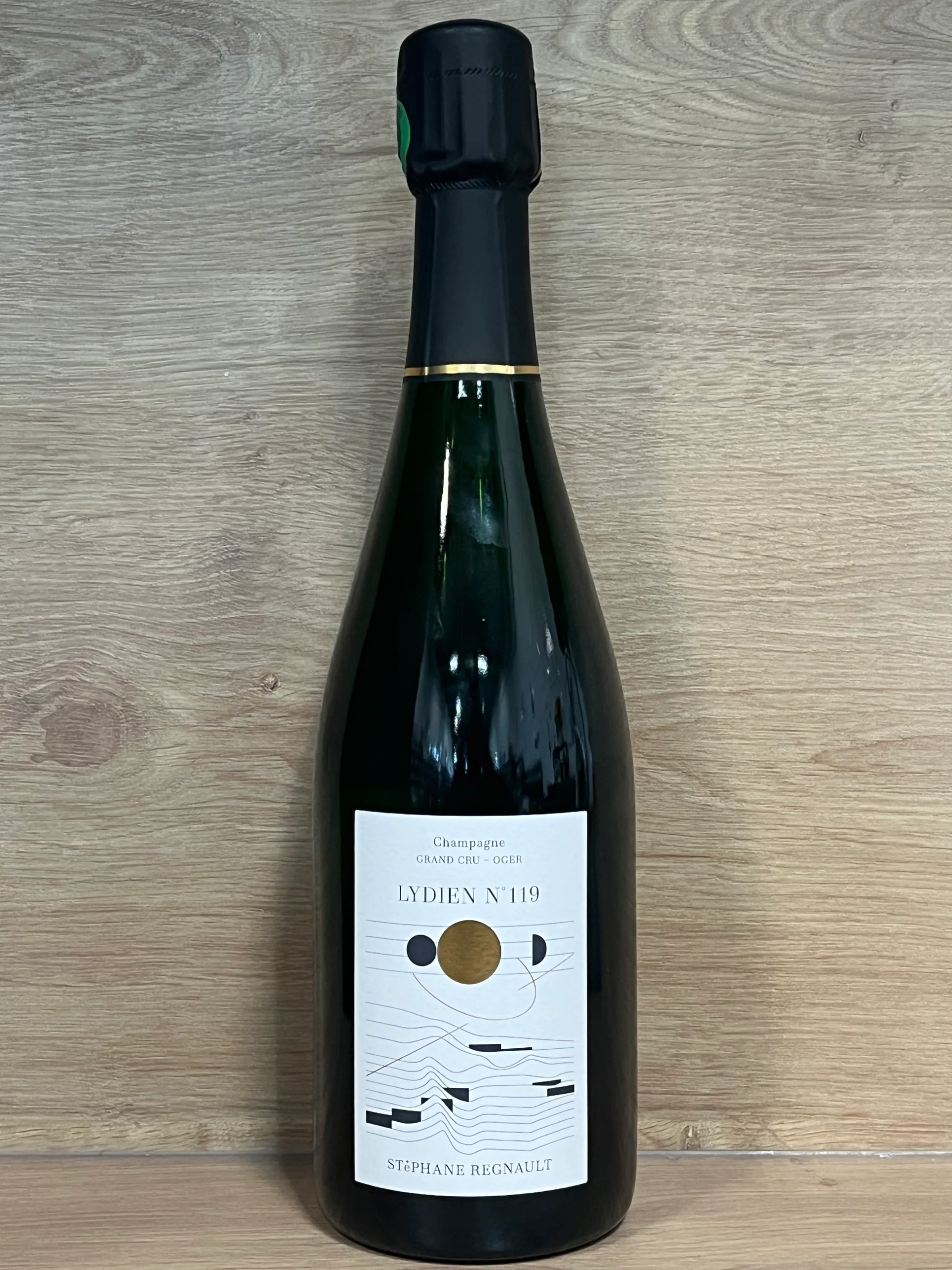 Champagne Stéphane Regnault "Lydien" Verbeek Wijnimport